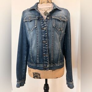 Silver Jeans Co Denim Jacket Women’s Medium Blue Distressed Trucker Jacket